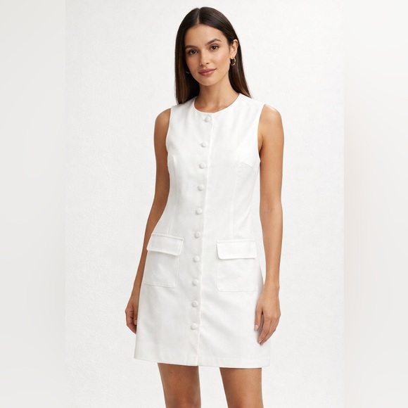 Lulus Dresses & Skirts - Lulus White Sleeveless Button Front Vest Dress Women’s Small Lined Chic